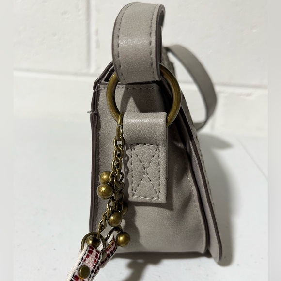 T-Shirt & Jeans Mini Crossbody Shoulder Bag/Purse Grayish Taupe Bag Charm - Picture 11 of 11